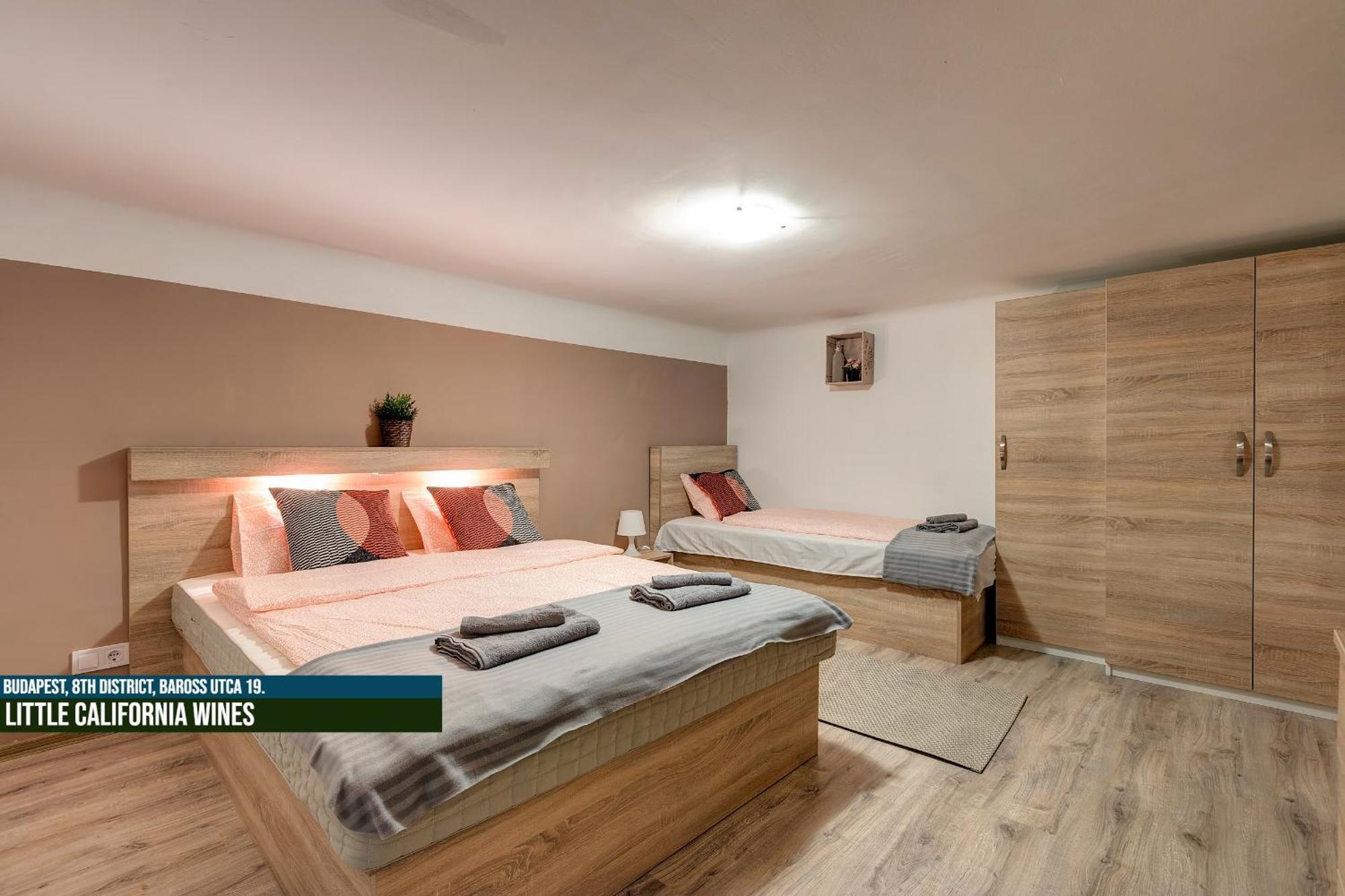 Little Americas Museum Apartments Budapeşte Dış mekan fotoğraf
